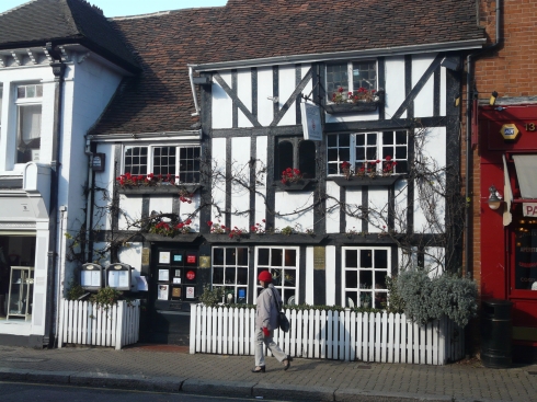 Friends, Pinner High Street